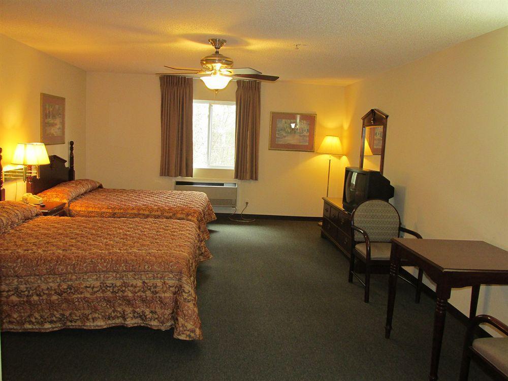 High Falls Inn & Suites Eksteriør bilde