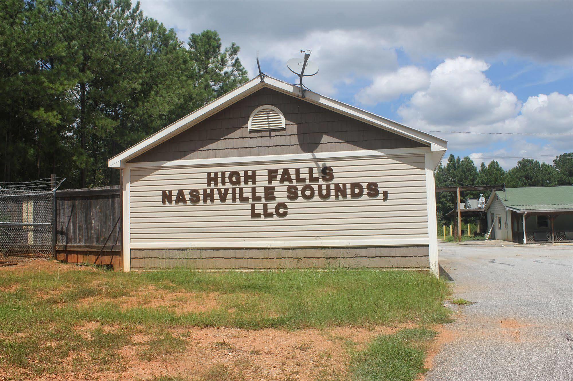 High Falls Inn & Suites Eksteriør bilde